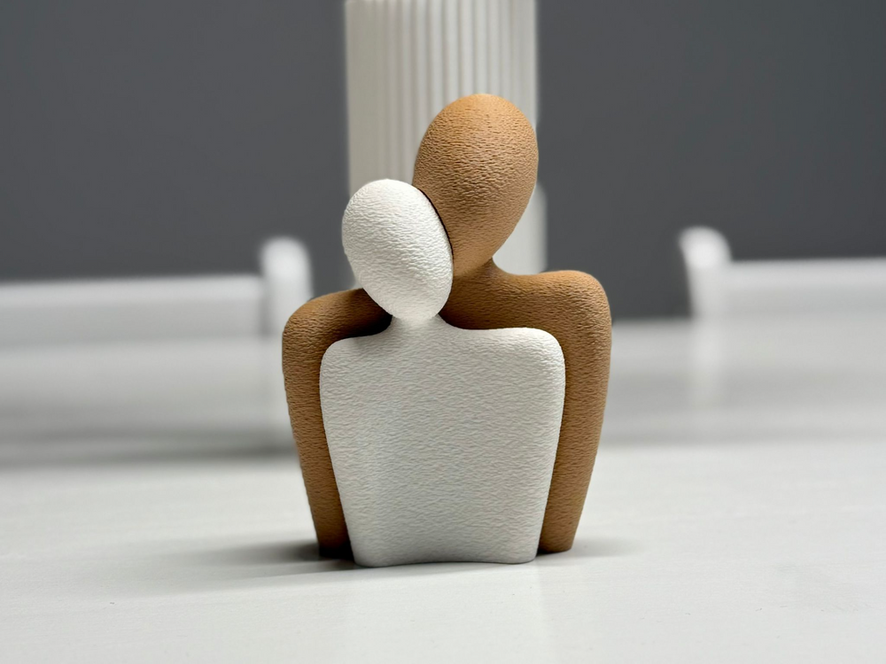 Valentine's Day Couple Statue - 3D printed in Canada by UMore3D